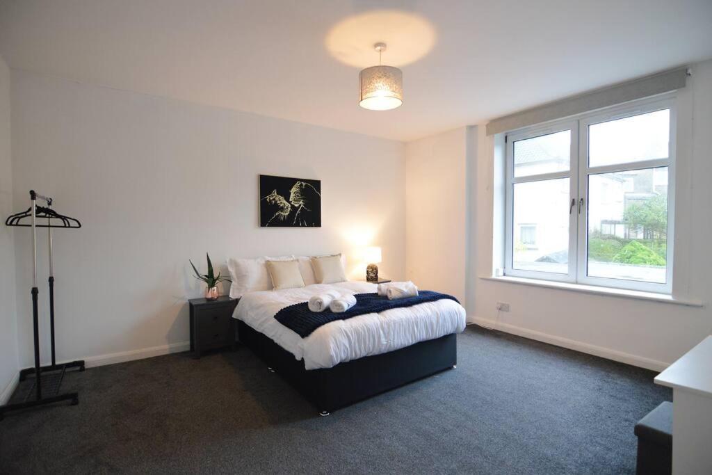Contemporary 3 Bedroom Flat Kirkcaldy Exterior photo